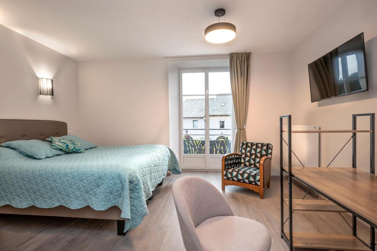 Hotel Restaurant De La Poste Et La Grange Detente, Espace Bien-Etre Châteauneuf-de-Randon Exteriér fotografie