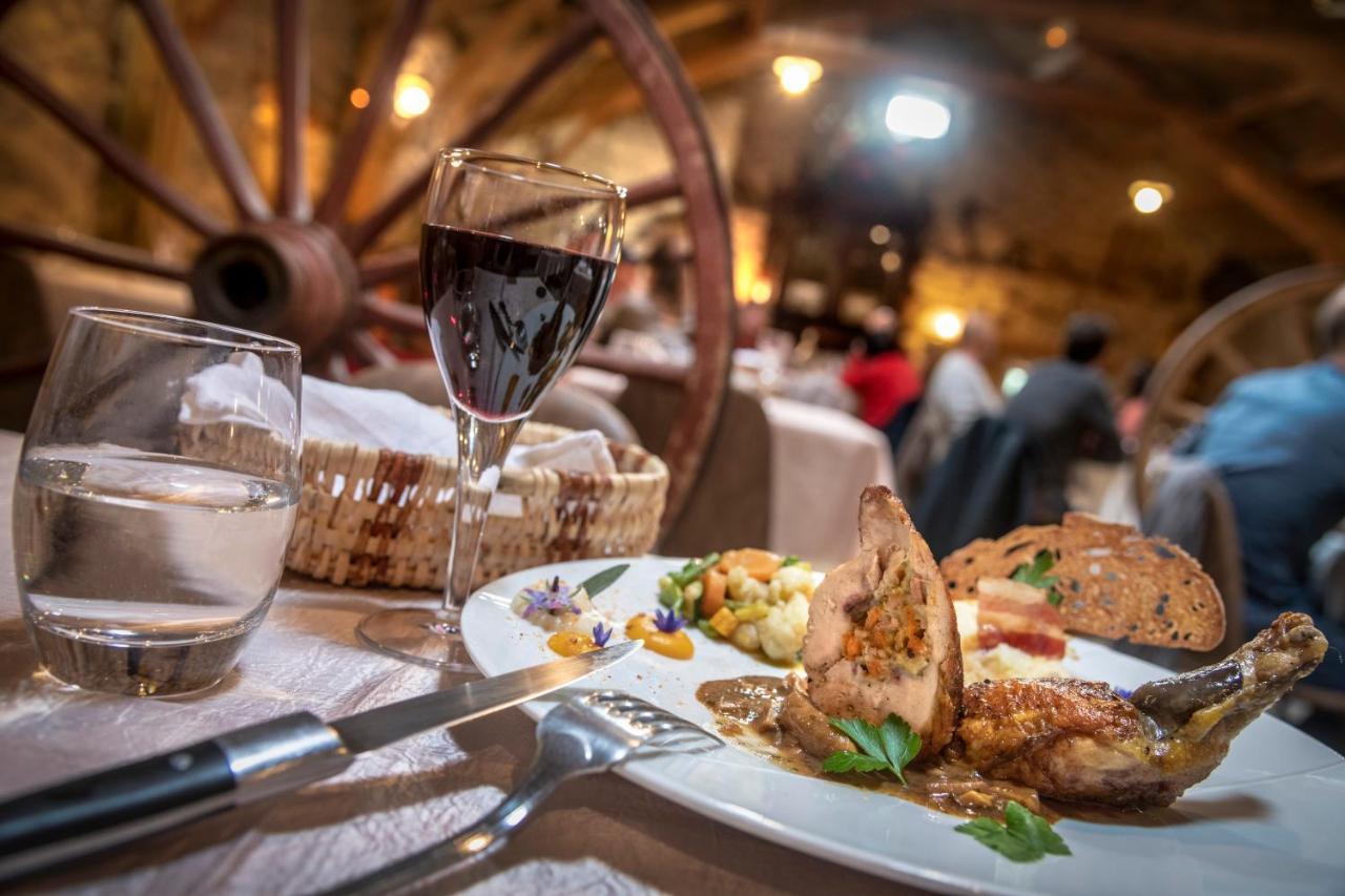 Hotel Restaurant De La Poste Et La Grange Detente, Espace Bien-Etre Châteauneuf-de-Randon Exteriér fotografie