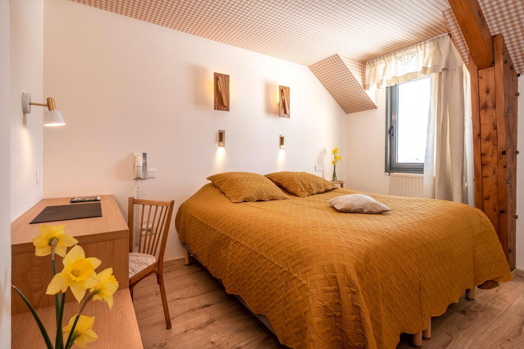 Hotel Restaurant De La Poste Et La Grange Detente, Espace Bien-Etre Châteauneuf-de-Randon Pokoj fotografie